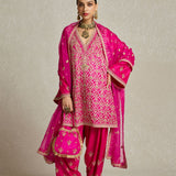Chitta Kukkad Salwar Set