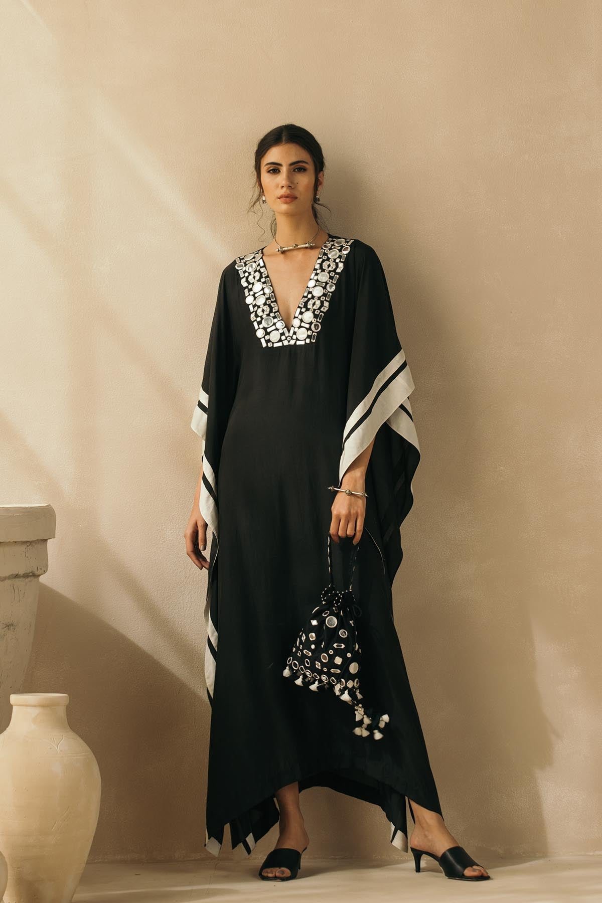 Midnight Black Mirror Kaftan Sureena Chowdhri Midnight Black Mirror Kaftan Sureena Chowdhri