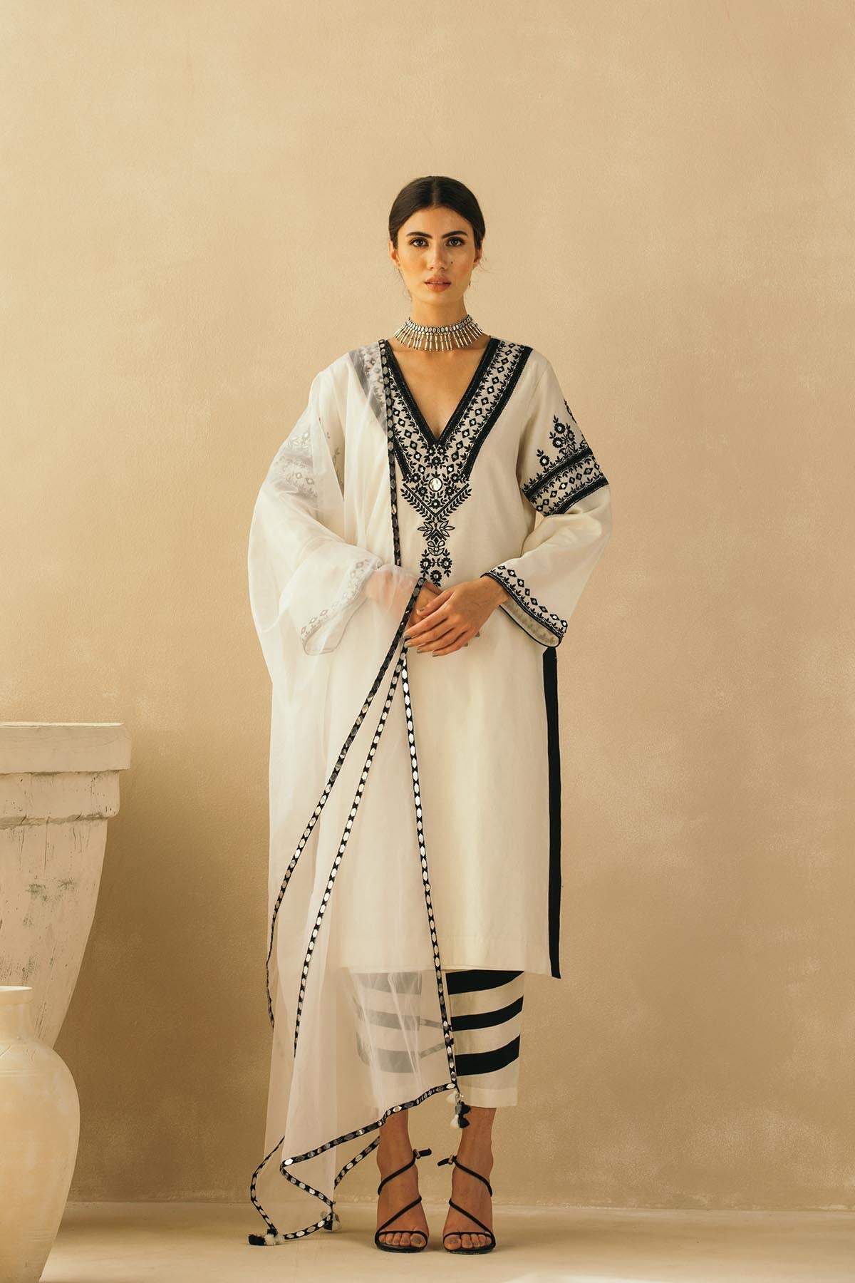 Straight Ebony & Ivory Appliqued Kurta Set