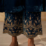 Fiza Gold Zardozi Kurta Set