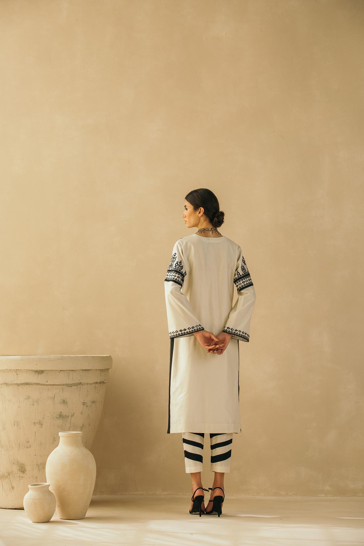 Straight Ebony & Ivory Appliqued Kurta Set