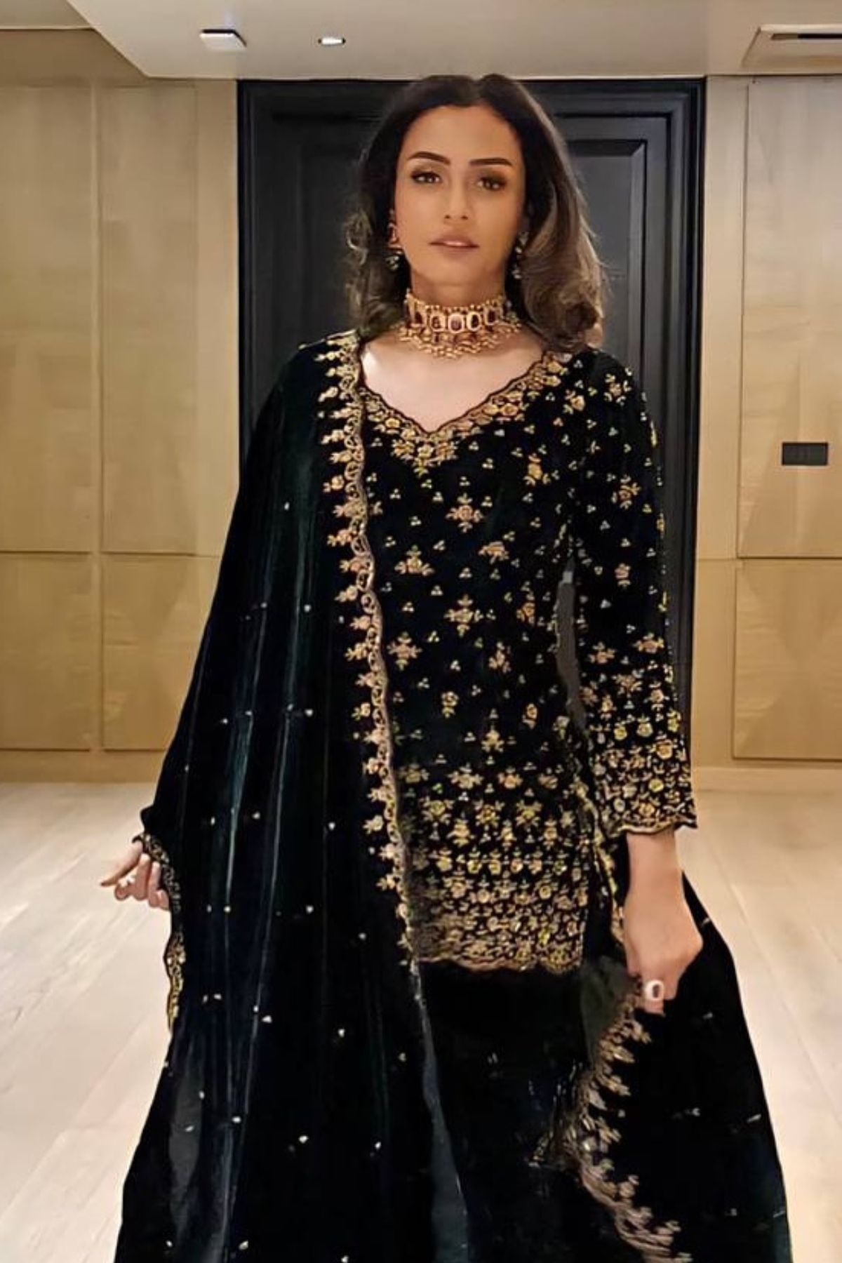 Kuhu Zardozi Gharara Set