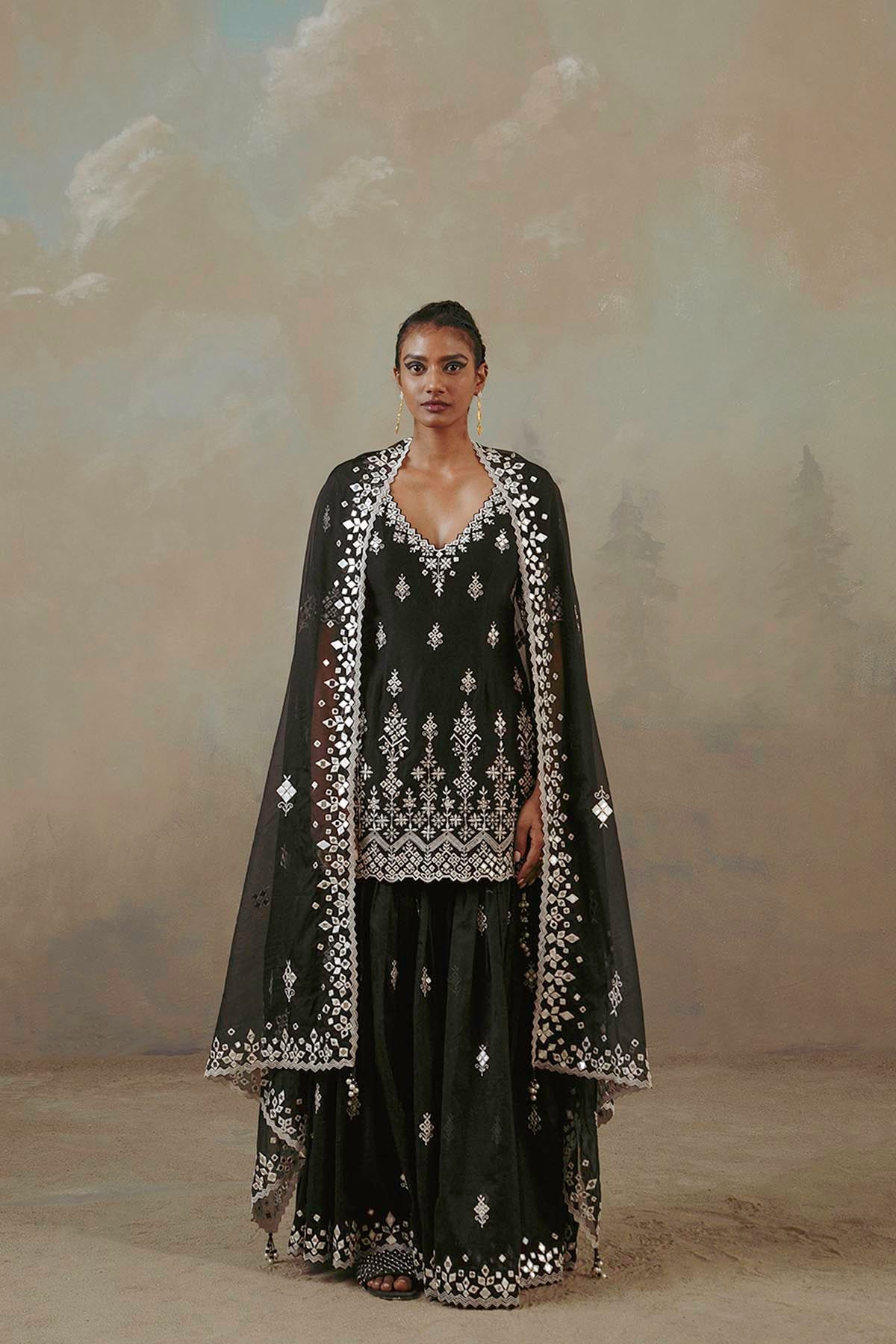 Ebony Abstract Mirror Gharara Set