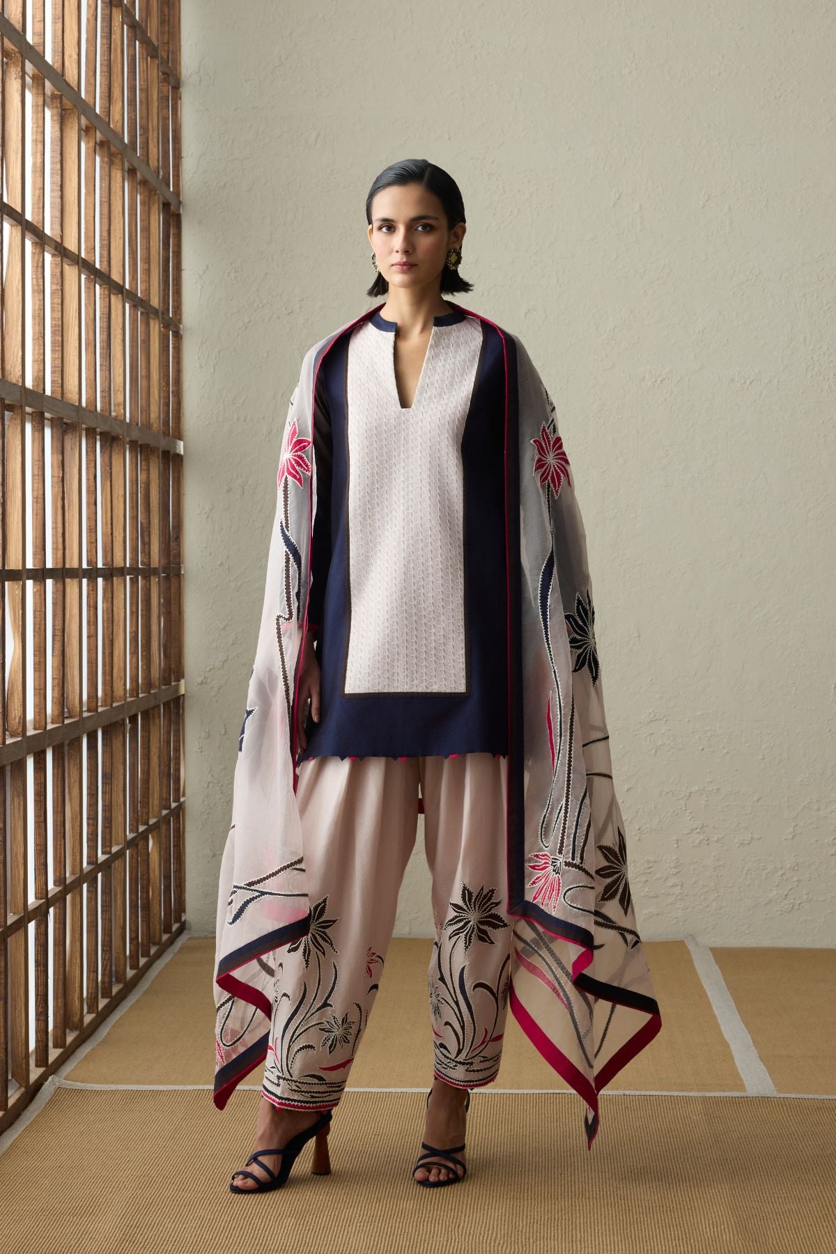 Matsu - Baby Pink & Navy Blue Kurta Set-RTS