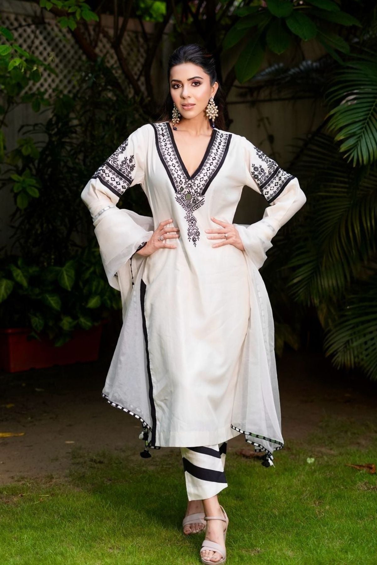 Ebony & Ivory Appliqued Kurta Set