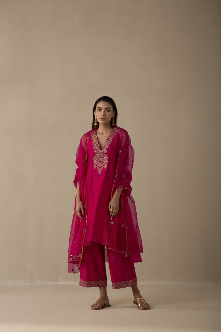 Inayat Kurta Set