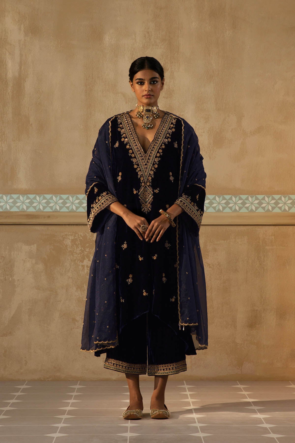 Navy Embroidered Mughal Yoke Kurta Set-RTS