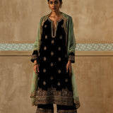 Black Contrast Motif Kurta Set