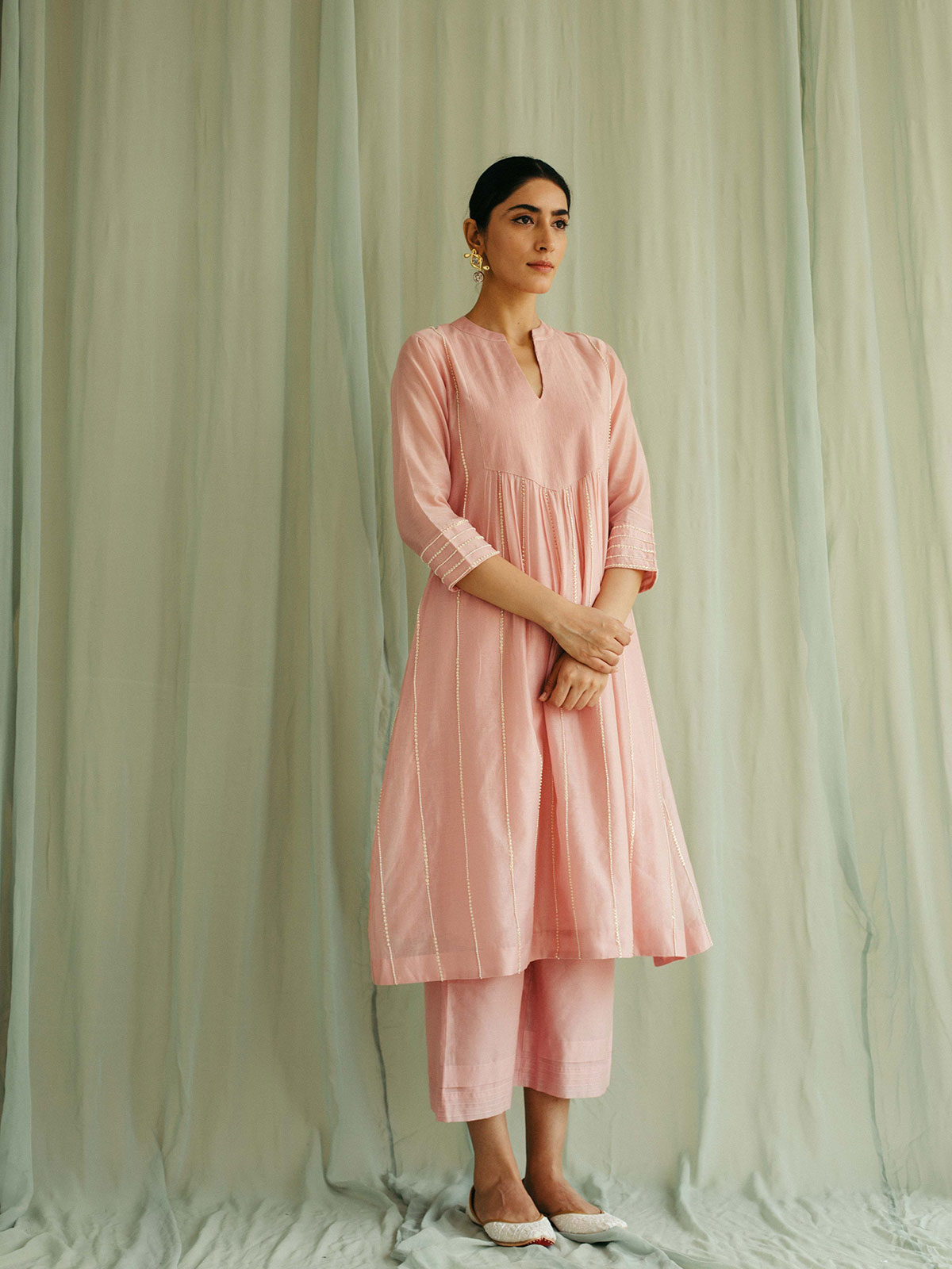 Pearl Line Kurta Set