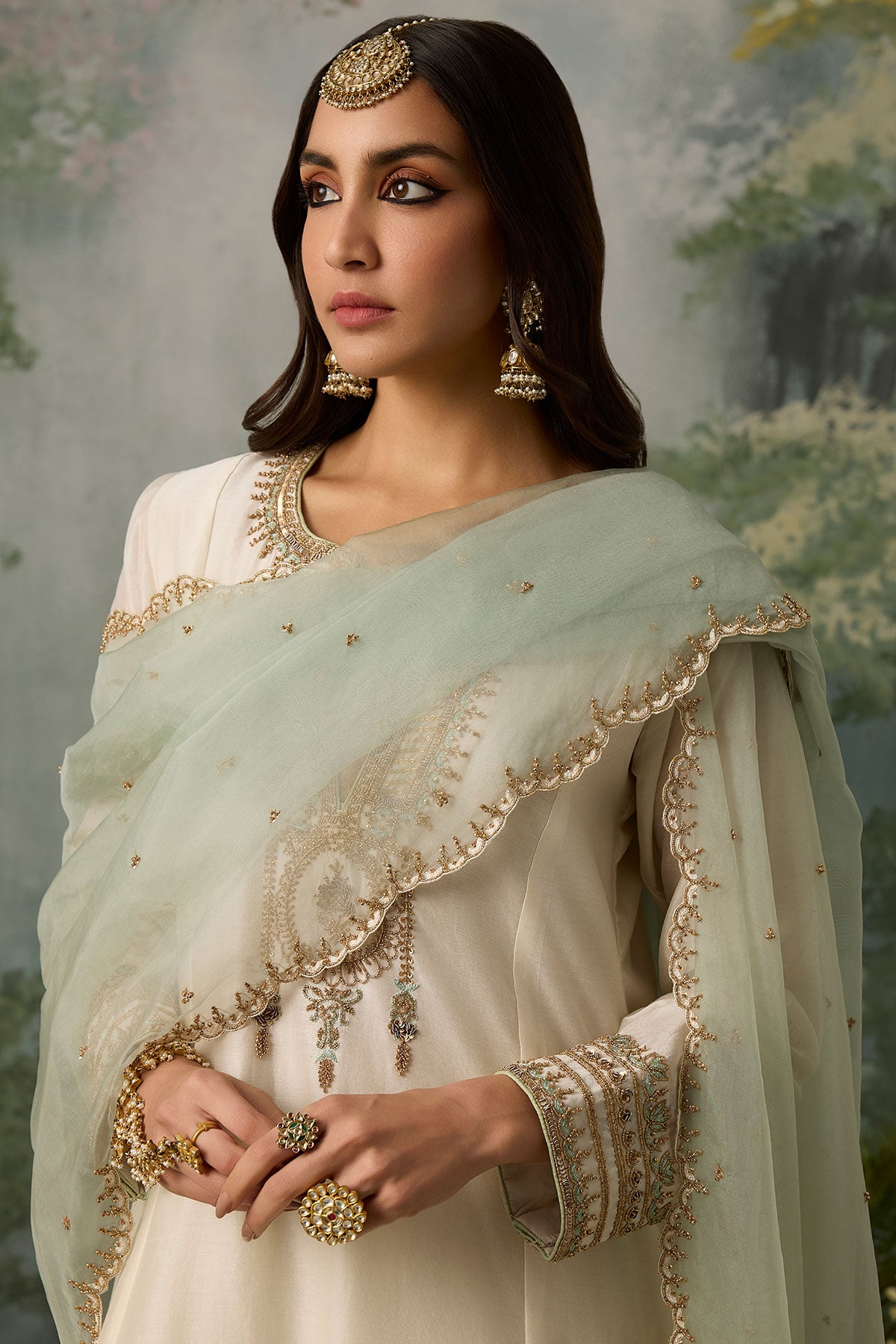 Aira Salwar Set