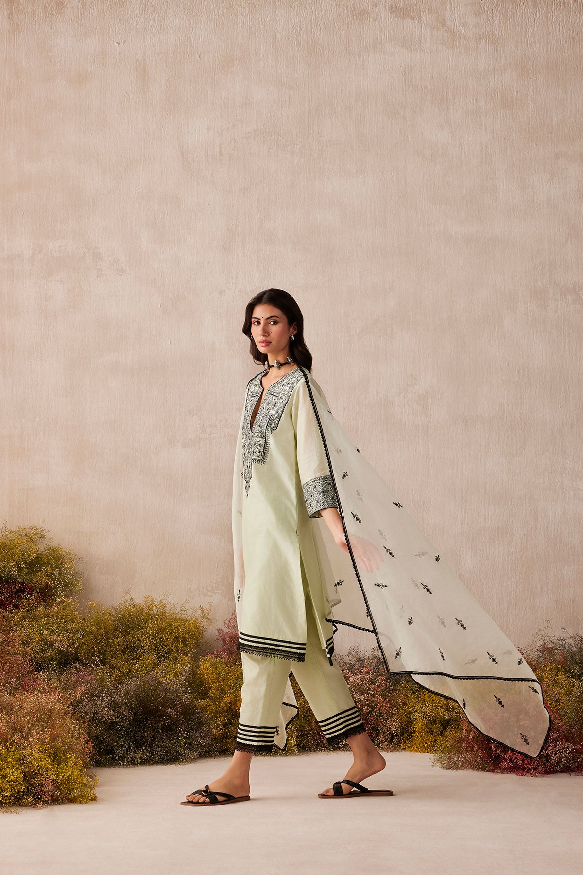 Meadow Dew Kurta Set