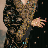 Nilofer Velvet Kurta Set