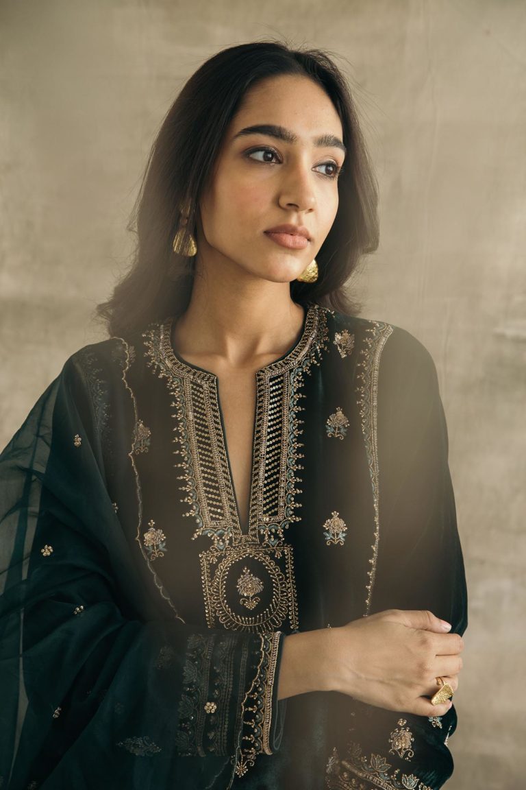 Velvet Mughal Motif Kurta Set